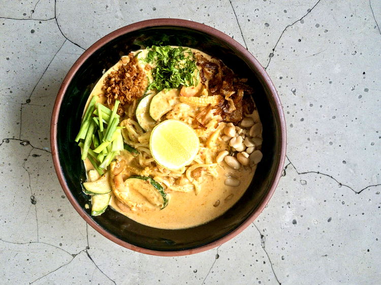 Image of Garnish & serveWhen ready to serve, add the noodles to...